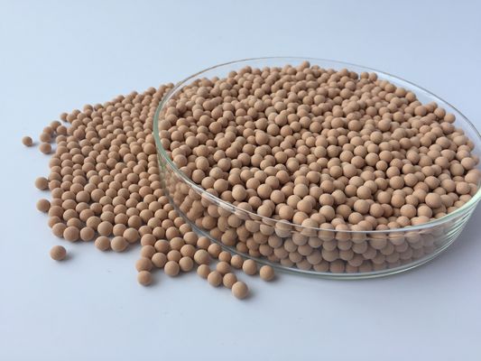 جودة  3 - 5mm 4A Molecular Sieve Desiccant Granular With High Crush Strength مصنع